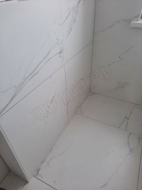 Люк АлюЛайт II 750*500, заполнение крышки - Армированный полистирол Люк АлюЛайт II 750*500, заполнение крышки - Армированный полистирол