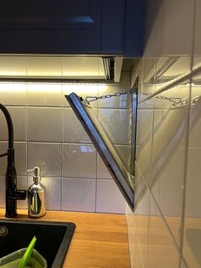 Люк АлюЛайт II 750*500, заполнение крышки - Армированный полистирол Люк АлюЛайт II 750*500, заполнение крышки - Армированный полистирол