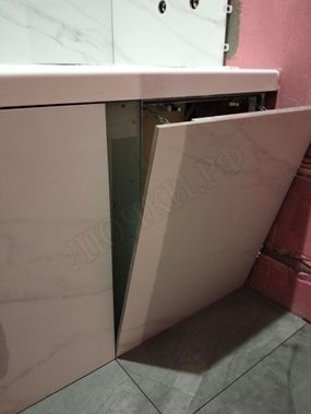 Люк АлюЛайт II 750*500, заполнение крышки - Армированный полистирол Люк АлюЛайт II 750*500, заполнение крышки - Армированный полистирол