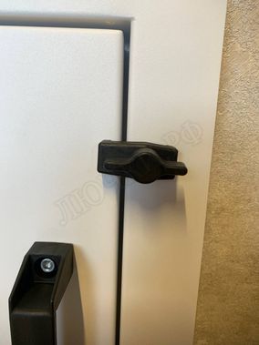 Сантехнический люк Гермо 300*200, RAL 9003 муар Сантехнический люк Гермо 300*200, RAL 9003 муар